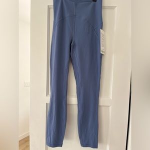 NWT Lululemon Unlimit Legging Sz 6